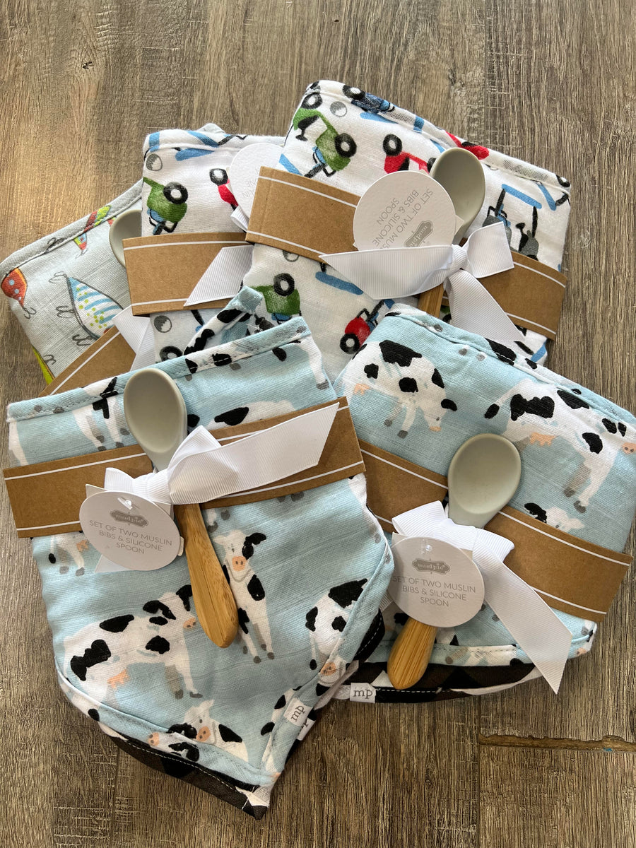 Two Muslin Bibs & Spoon - That's So Darling